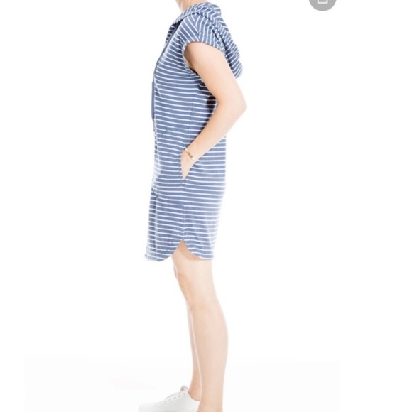 NWT Max Studio Women’s Striped Hooded Short Dress Size Small - Picture 2 of 16